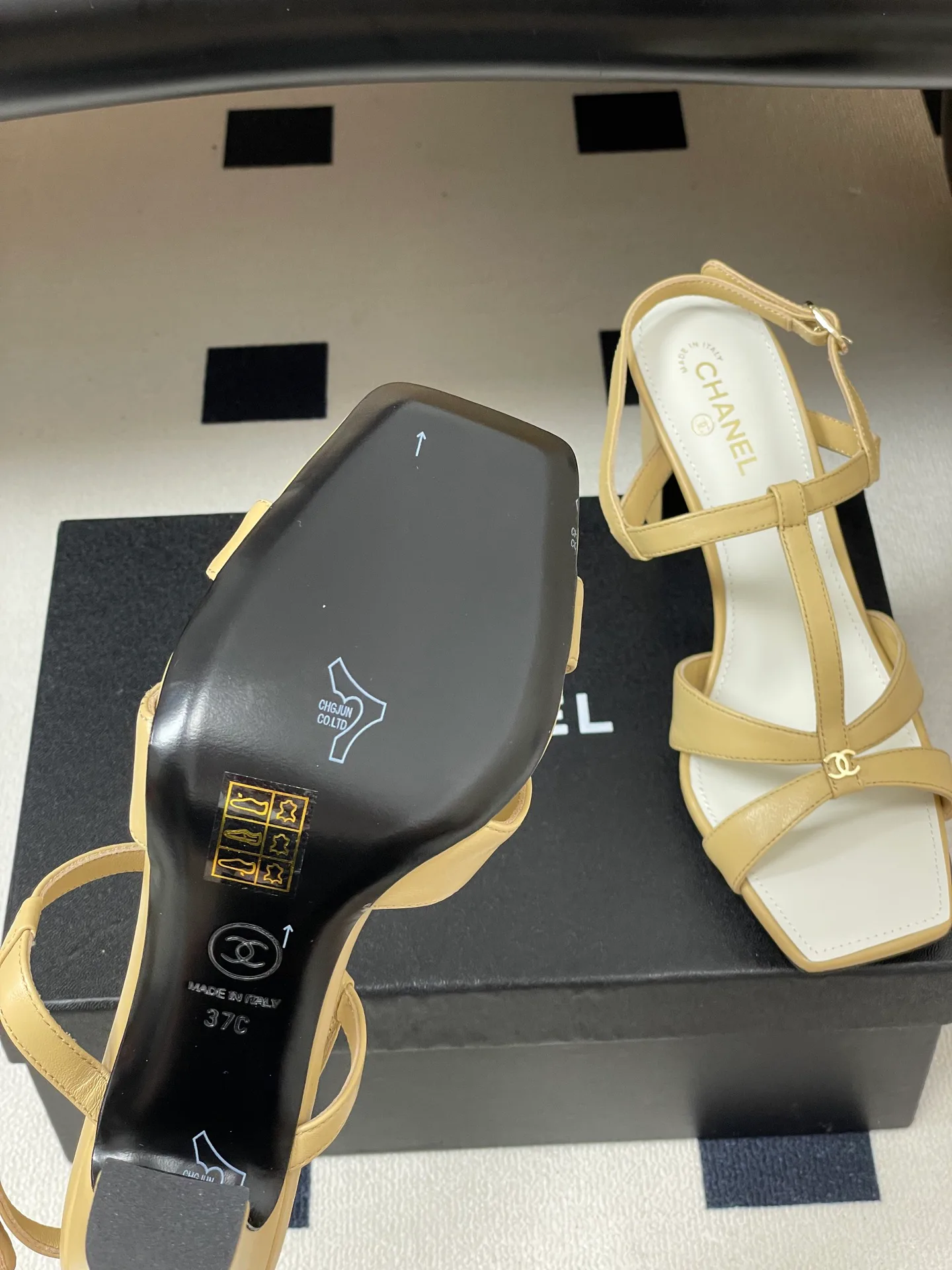 Women's Open-Toe Sandals CHANEL 17302901