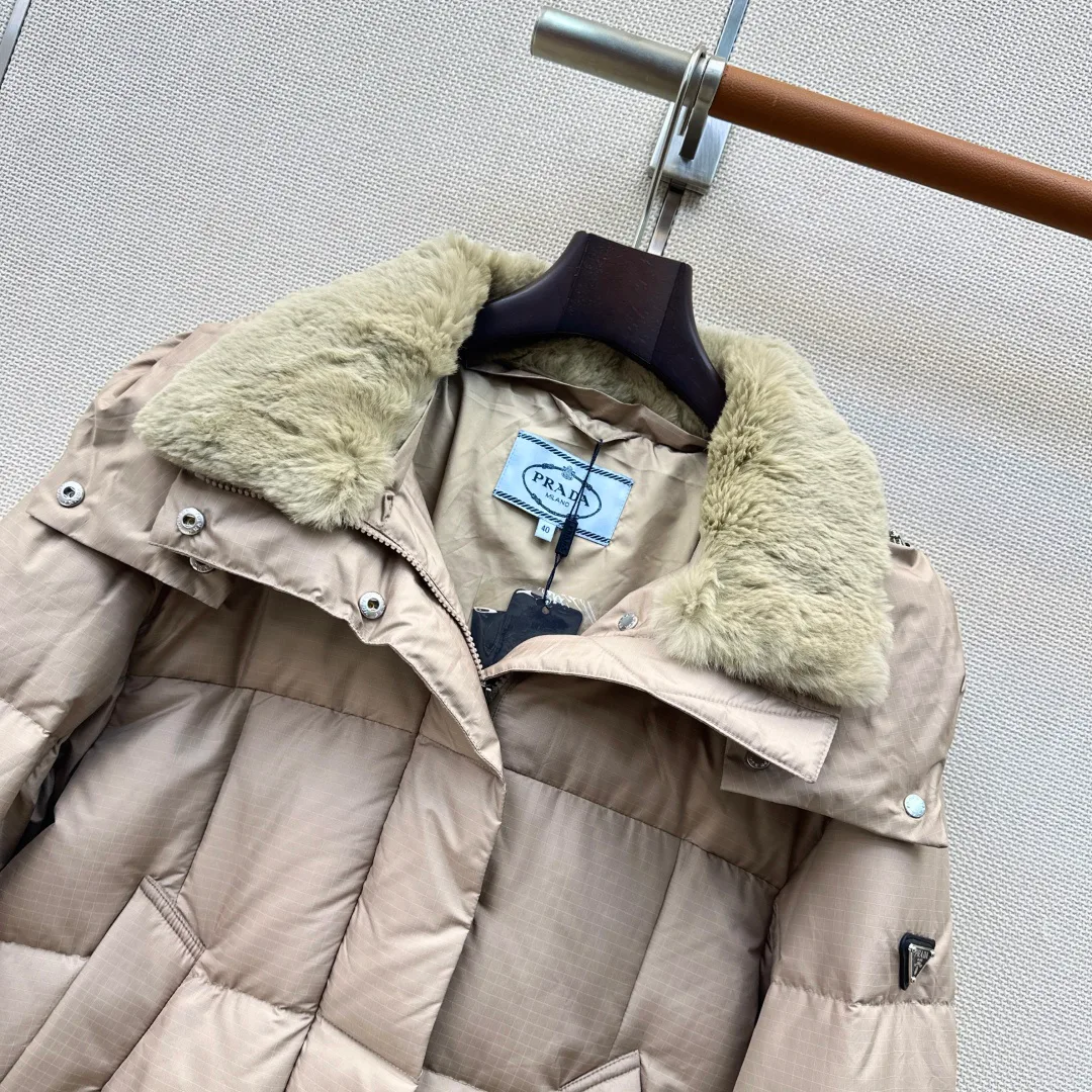 Women's Jackets And Down Jackets PRADA 18094553