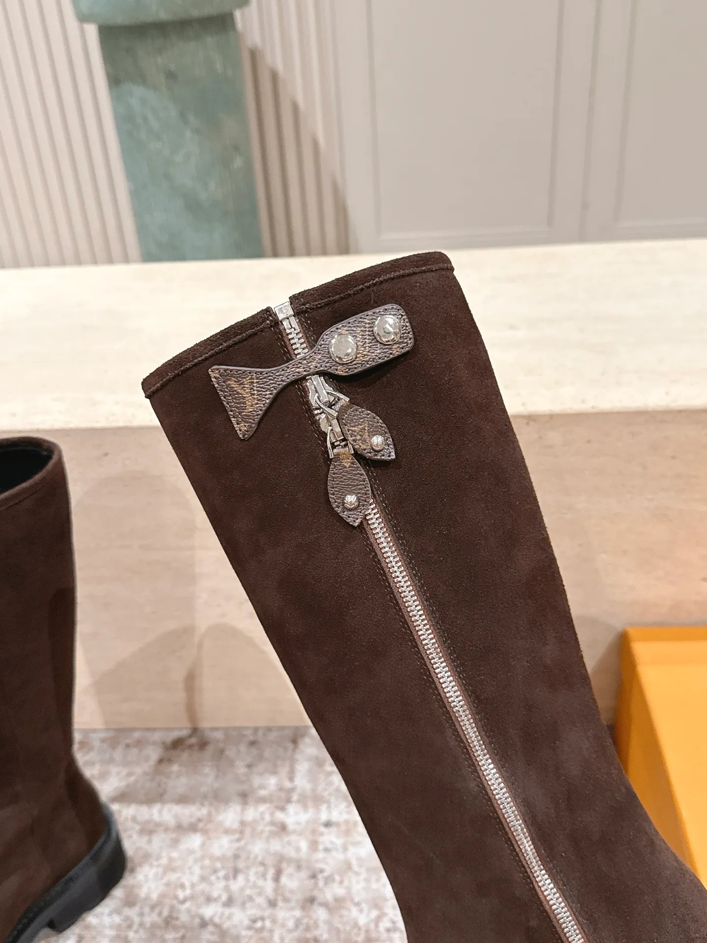 Women's Boots LOUIS VUITTON 18397753