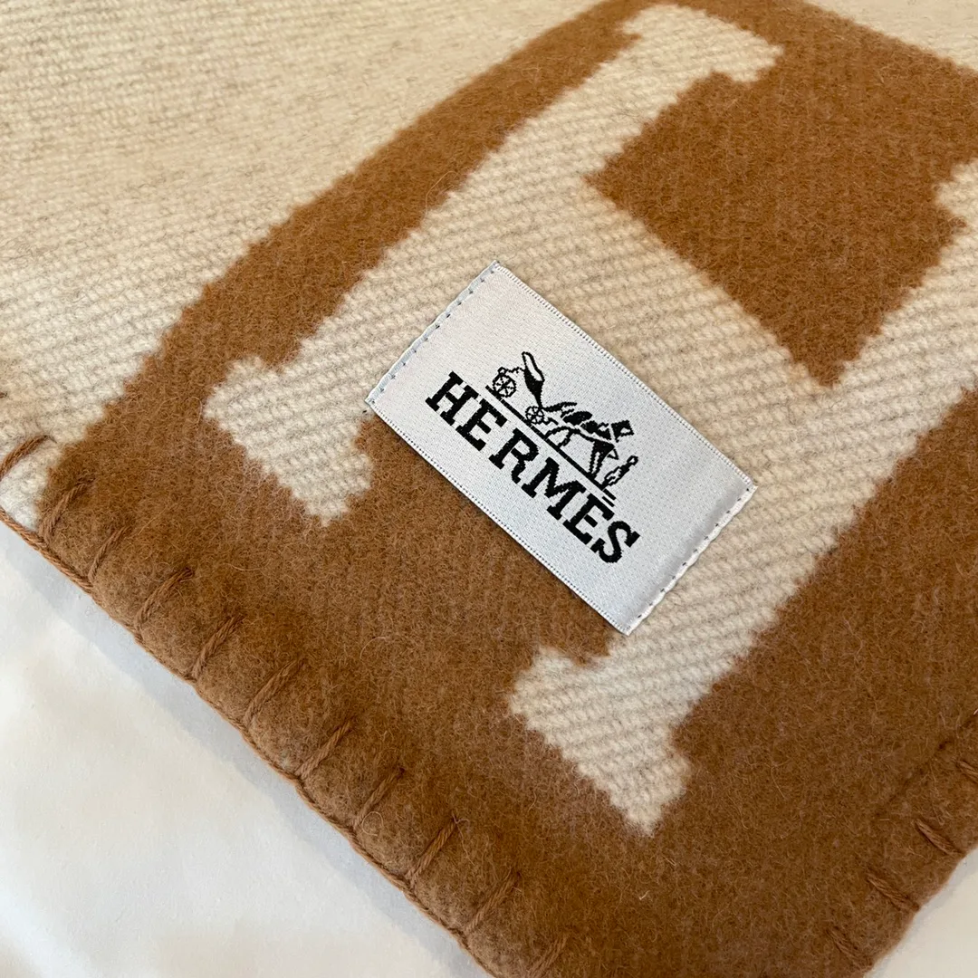 Textiles HERMES 18507310