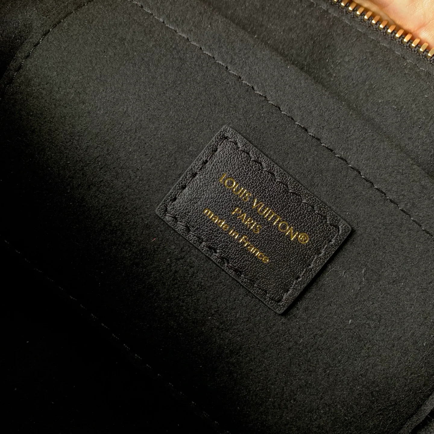 Women's Classic Handbags LOUIS VUITTON 18147459