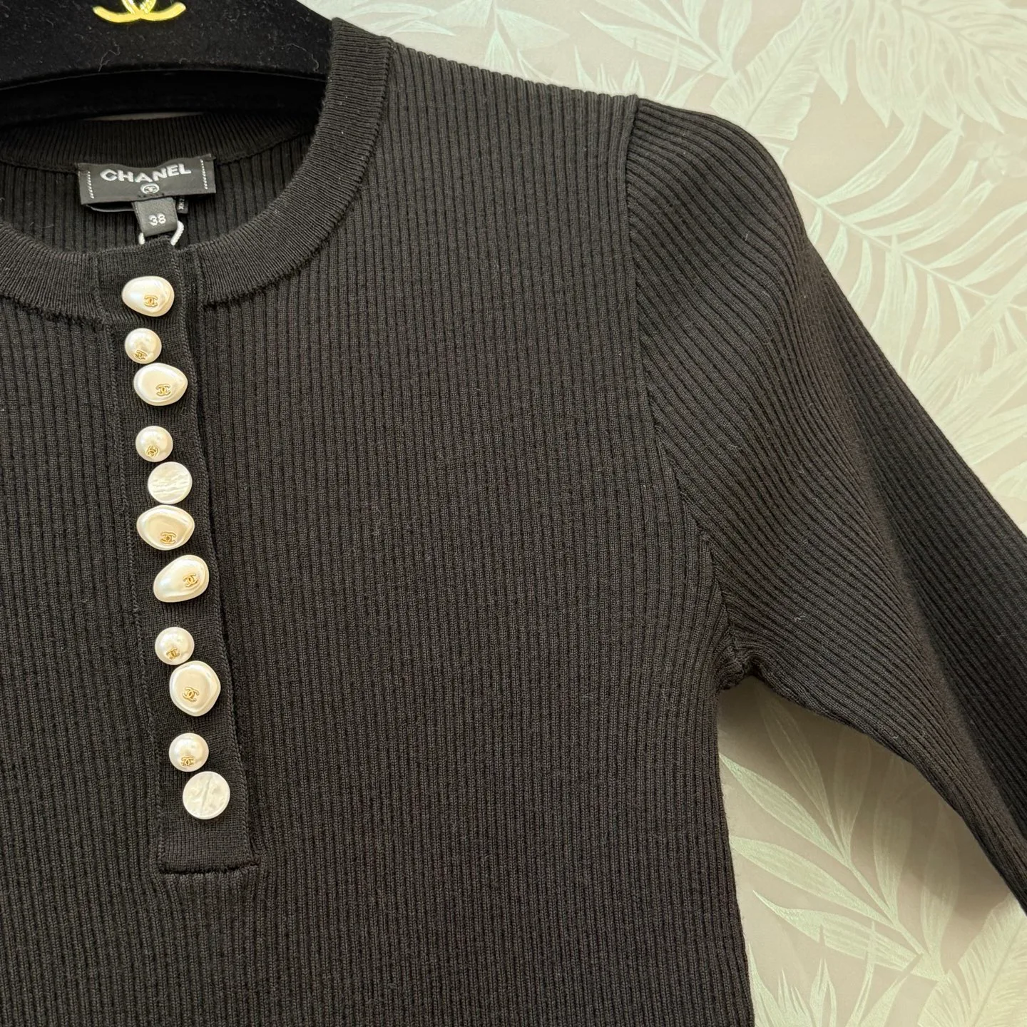 Women's Jumpers And Sweaters CHANEL 16895189
