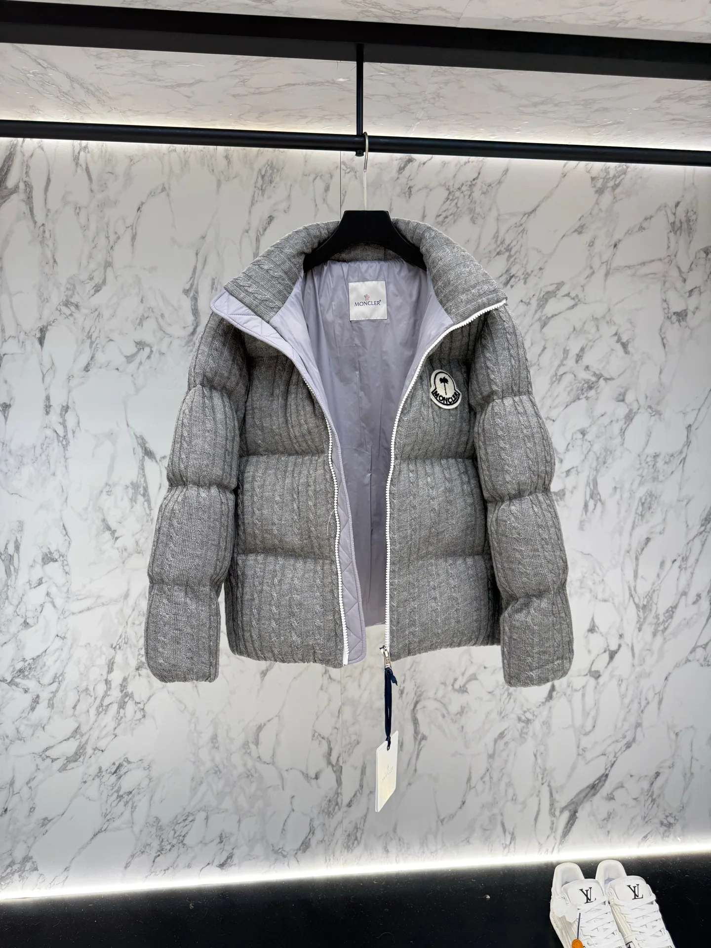 Men's Jackets And Down Jackets MONCLER 18188650