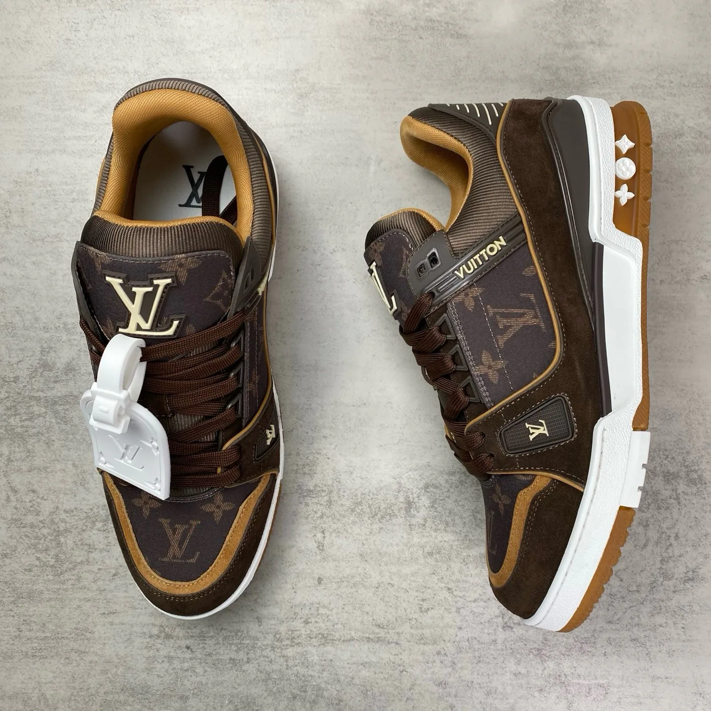 Women's Sneakers LOUIS VUITTON 17961745