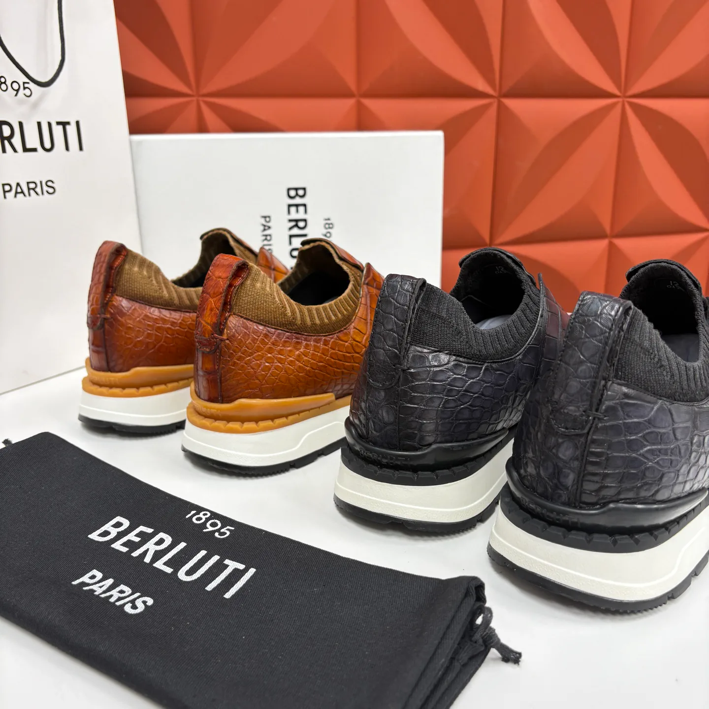 Men's Sneakers BERLUTI 18000793