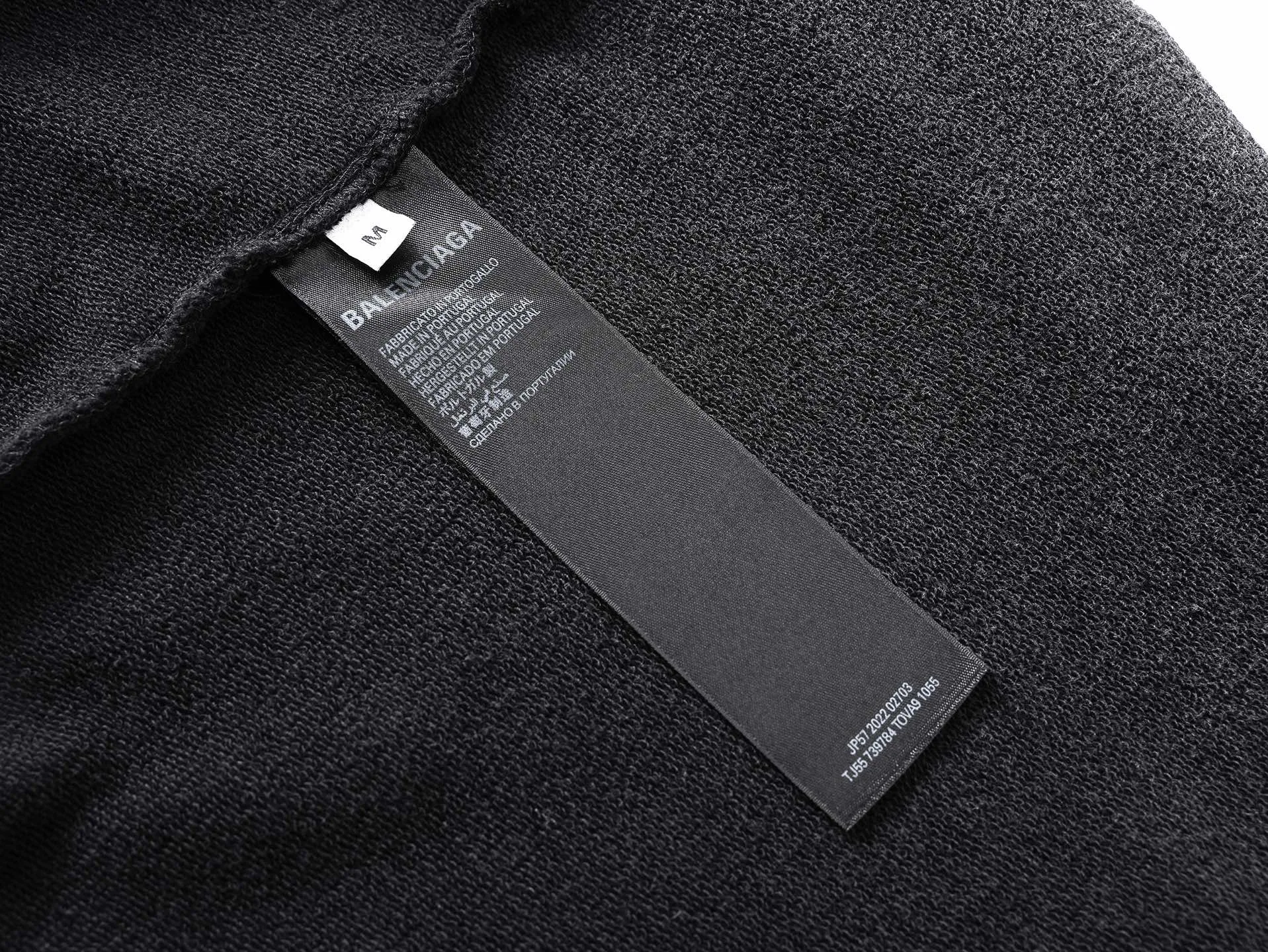Men's Sweatshirts And Hoodies BALENCIAGA 18128411