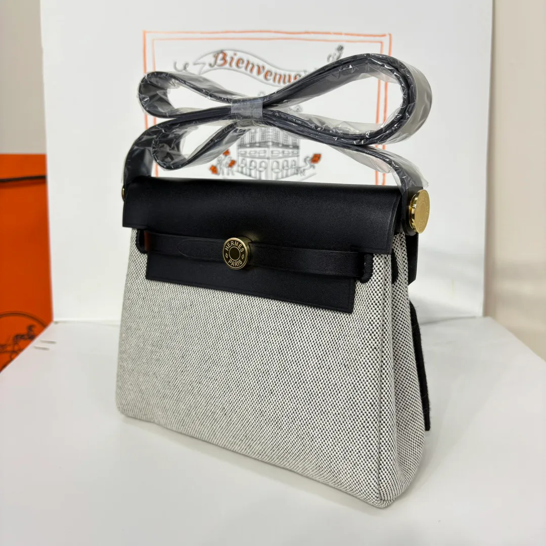 Women's Classic Handbags HERMES 18394516