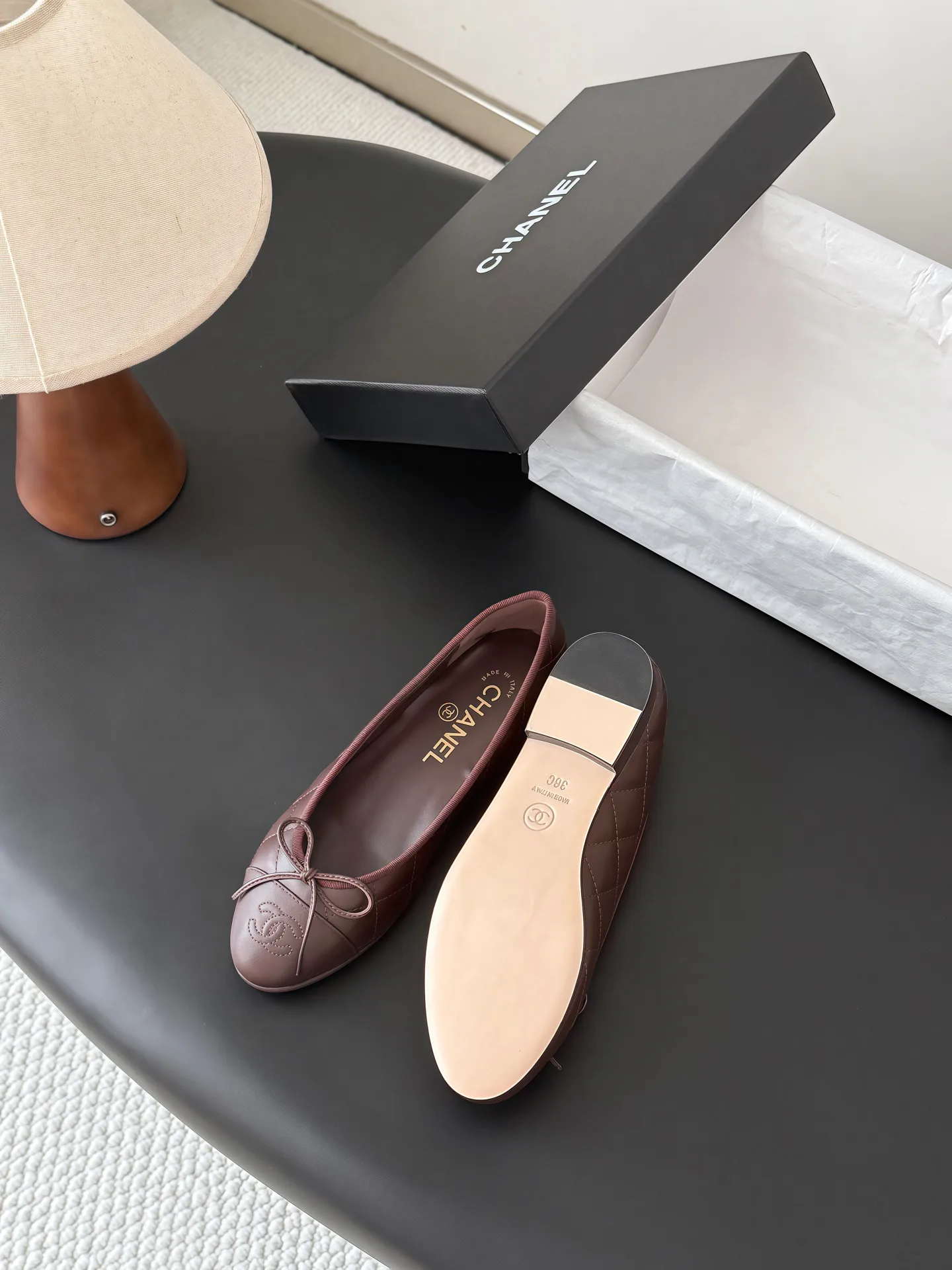 Women's Ballet Flats CHANEL 18083677