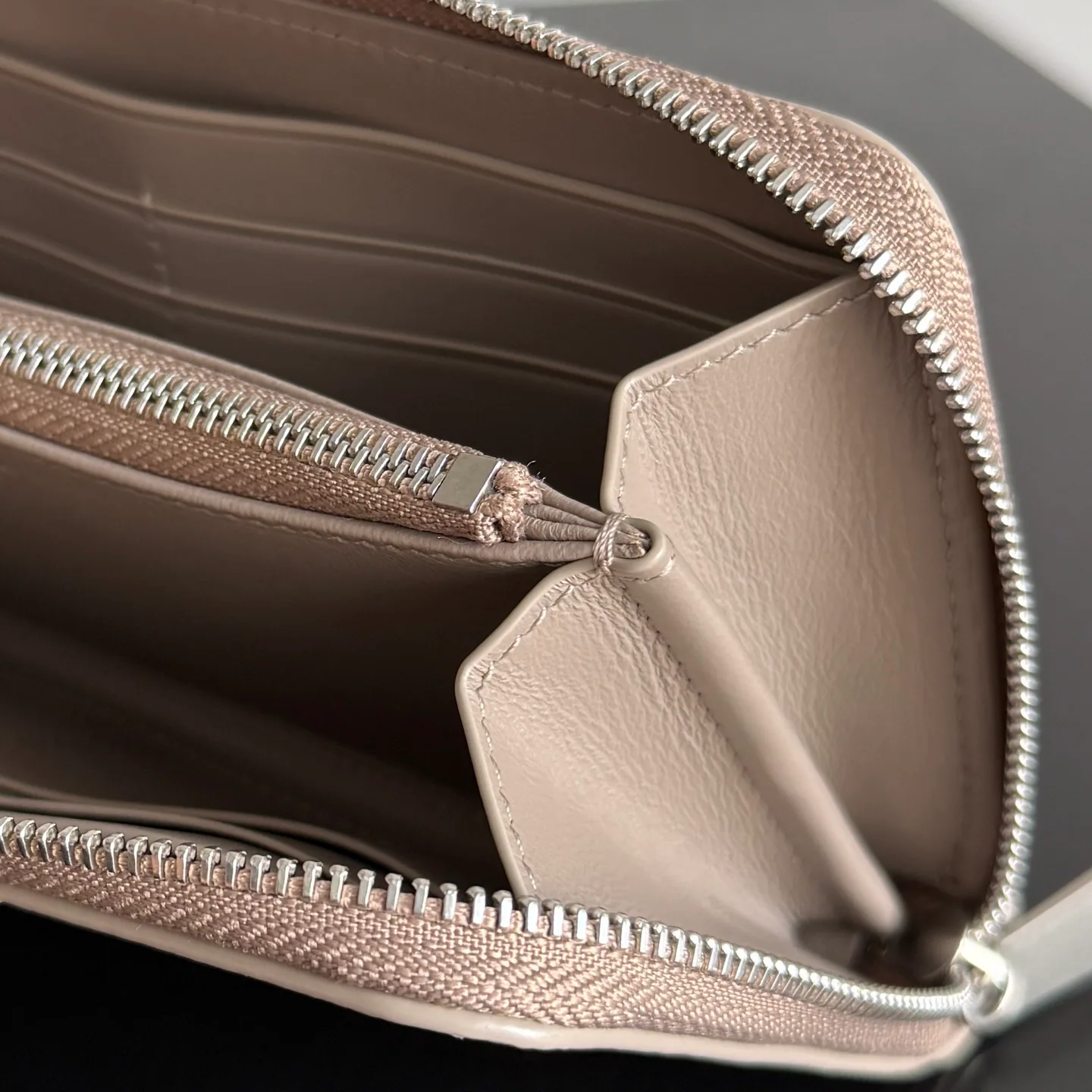 Women's Clutches BOTTEGA VENETA 18215065