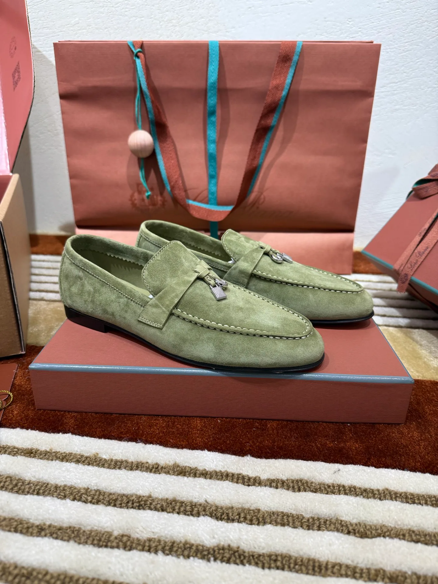 Women's Loafers And Moccasins LORO PIANA 18143196