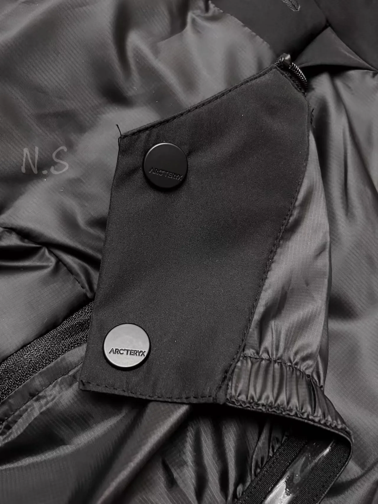 Men's Jackets And Down Jackets ARCTERYX 19568138