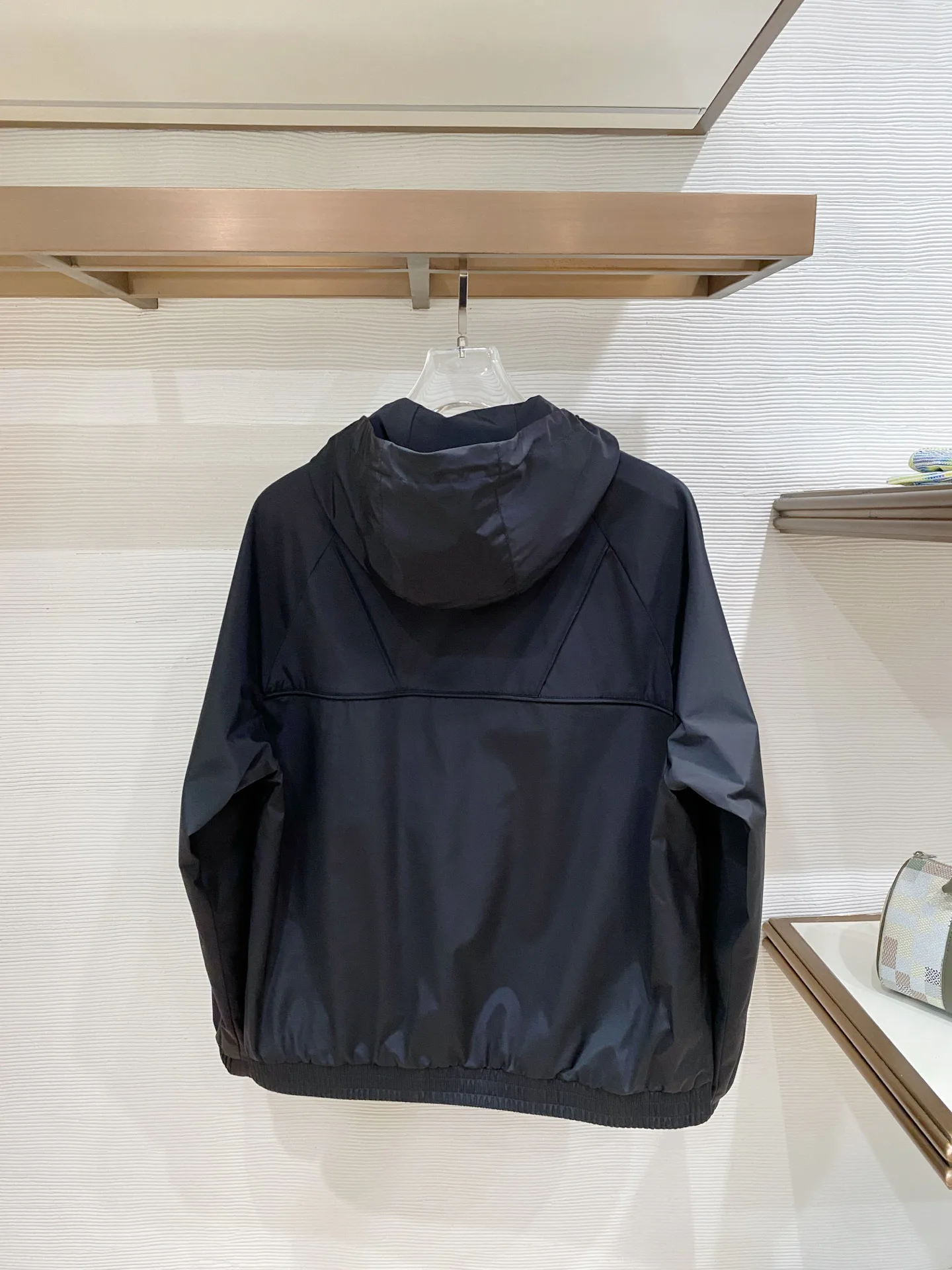 Куртки И Пуховики Мужские Prada 18618718