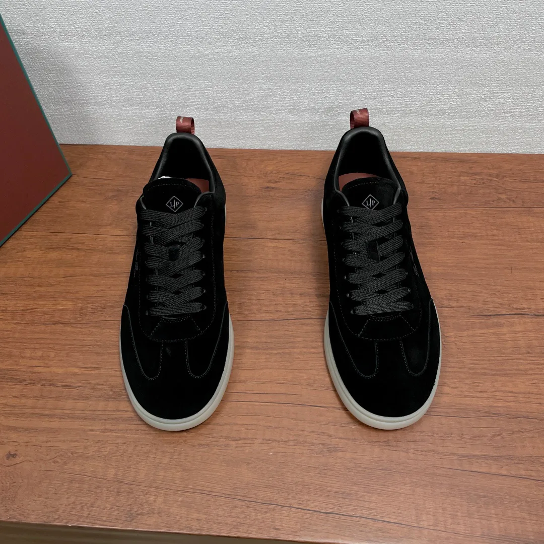 Men's Sneakers LORO PIANA 17542608