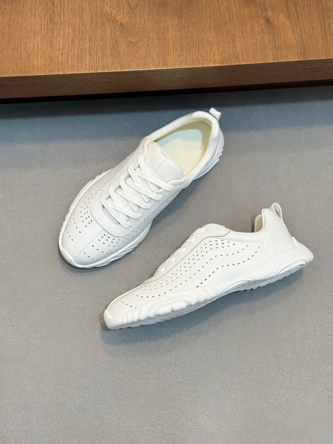 Men's Sneakers HERMES 18118873
