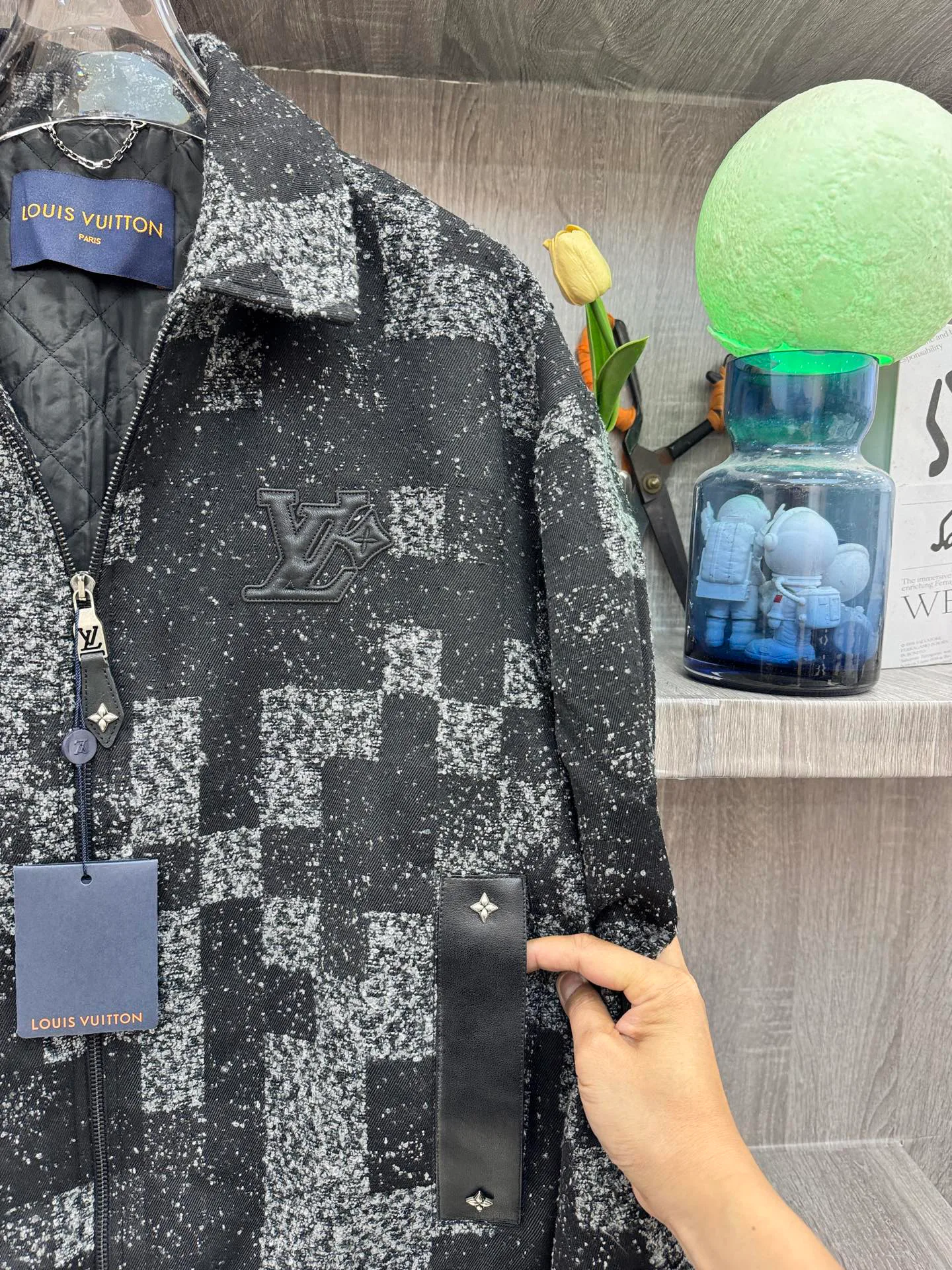 Men's Jackets And Down Jackets LOUIS VUITTON 18140180