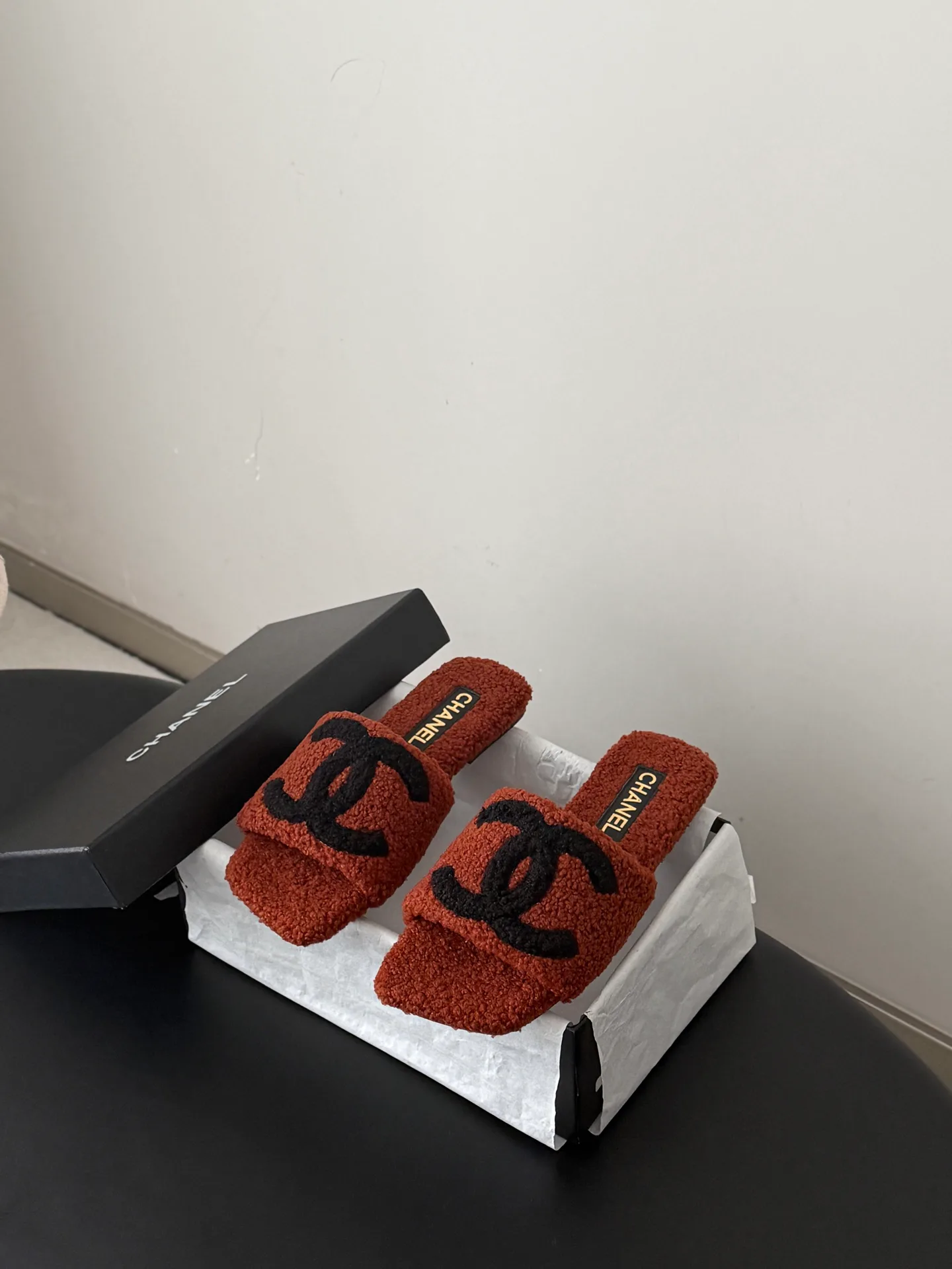 Women's Slippers CHANEL 18154265