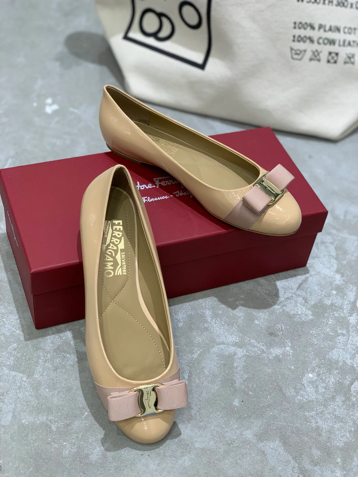 Women's Ballet Flats SALVATORE FERRAGAMO 18340644