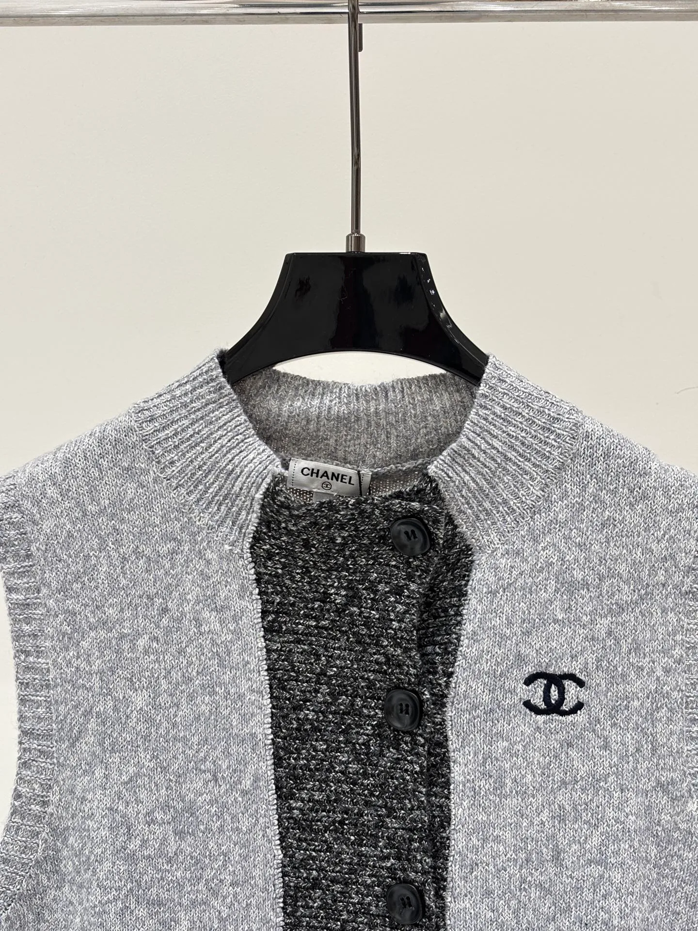 Women's Vests CHANEL 18138211