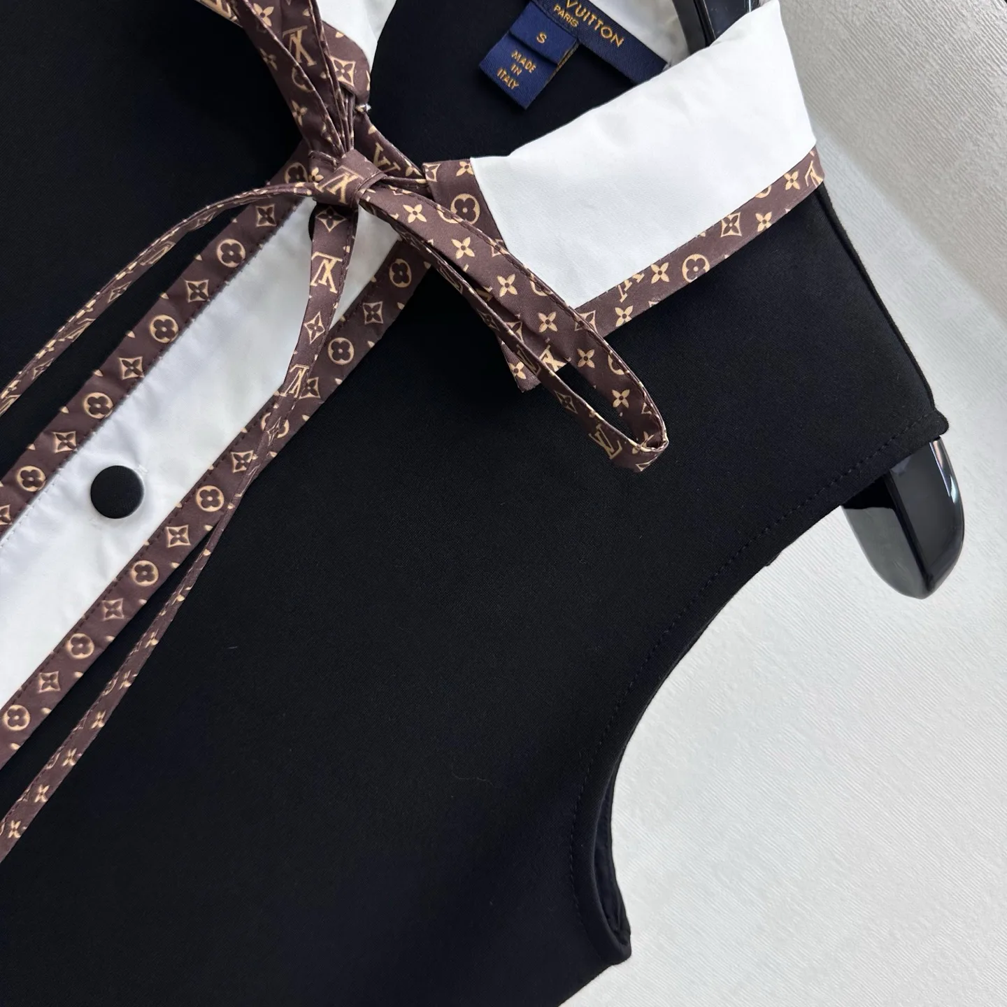 Платья Женские Louis Vuitton 18583513