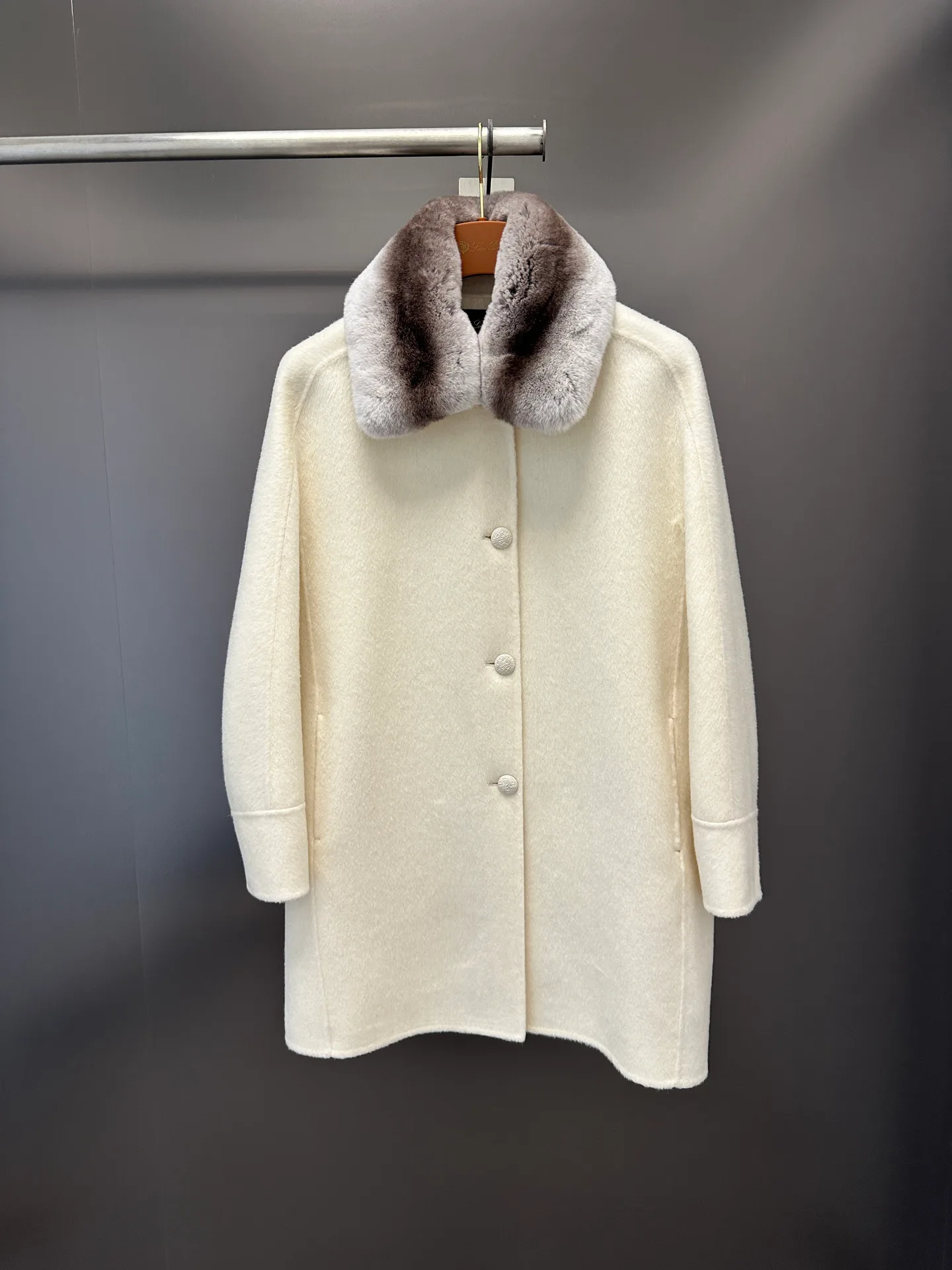 Women's Coats LORO PIANA 18226702