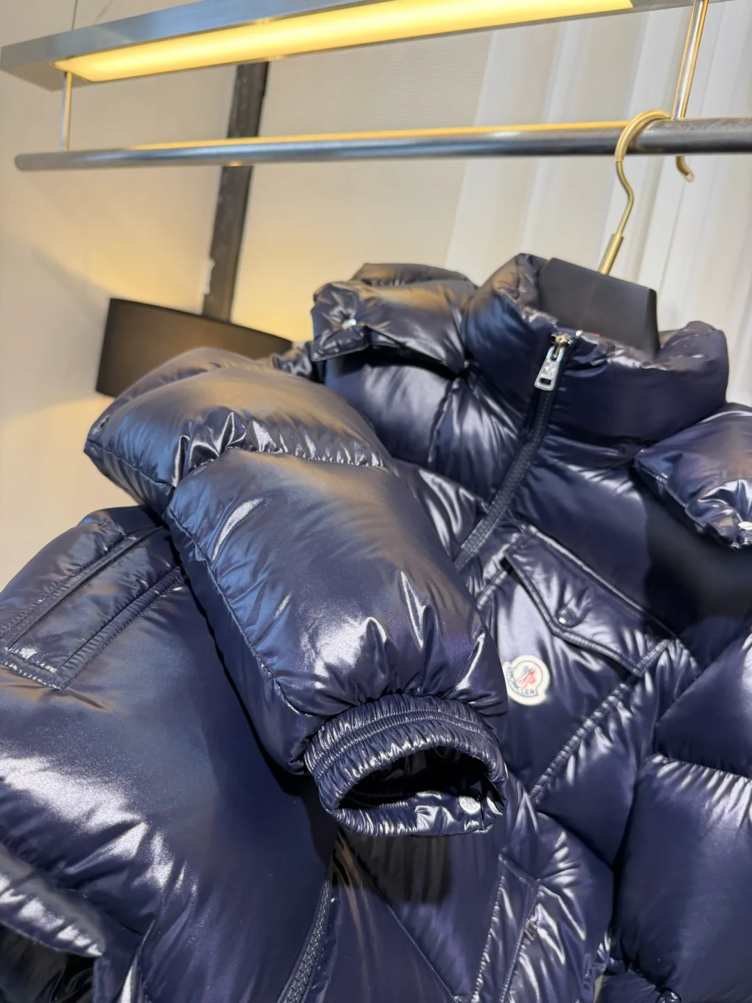 Women's Jackets And Down Jackets MONCLER 17852931