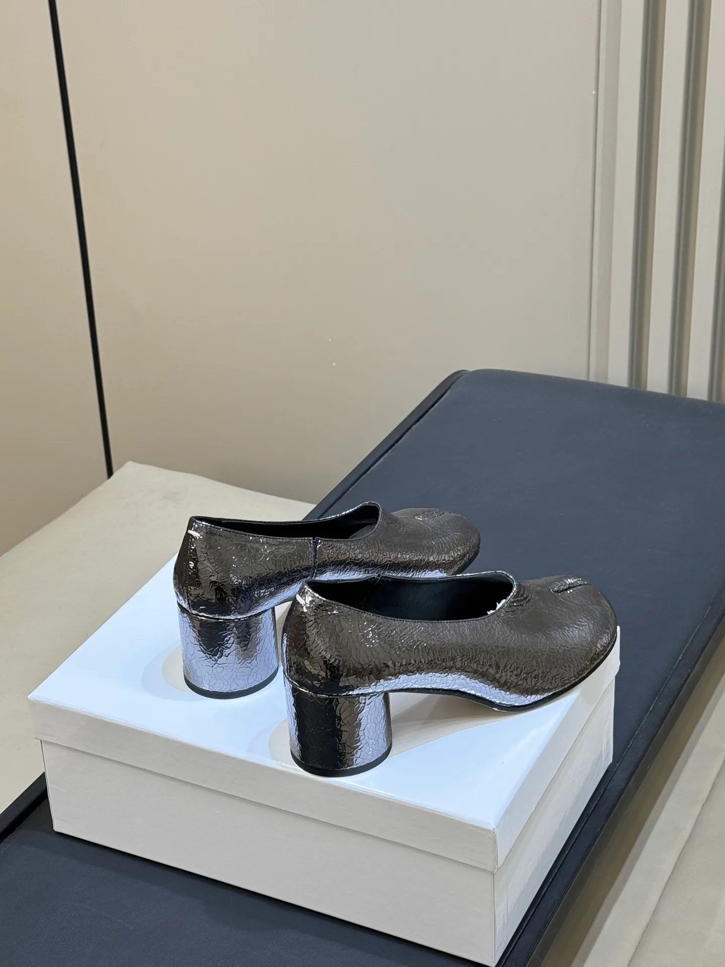 Women's Heels MAISON MARGIELA 18192860