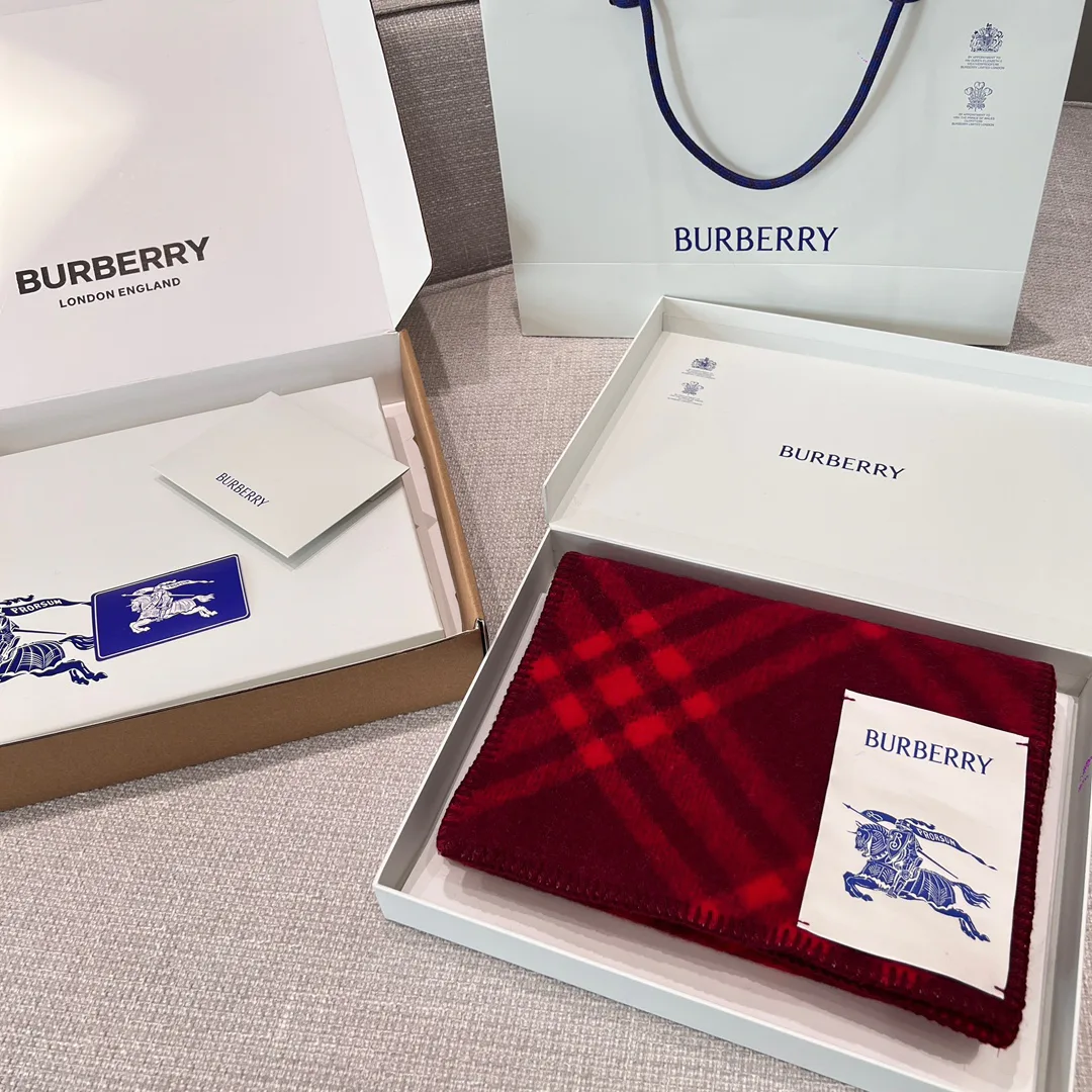 Scarves BURBERRY 17945224