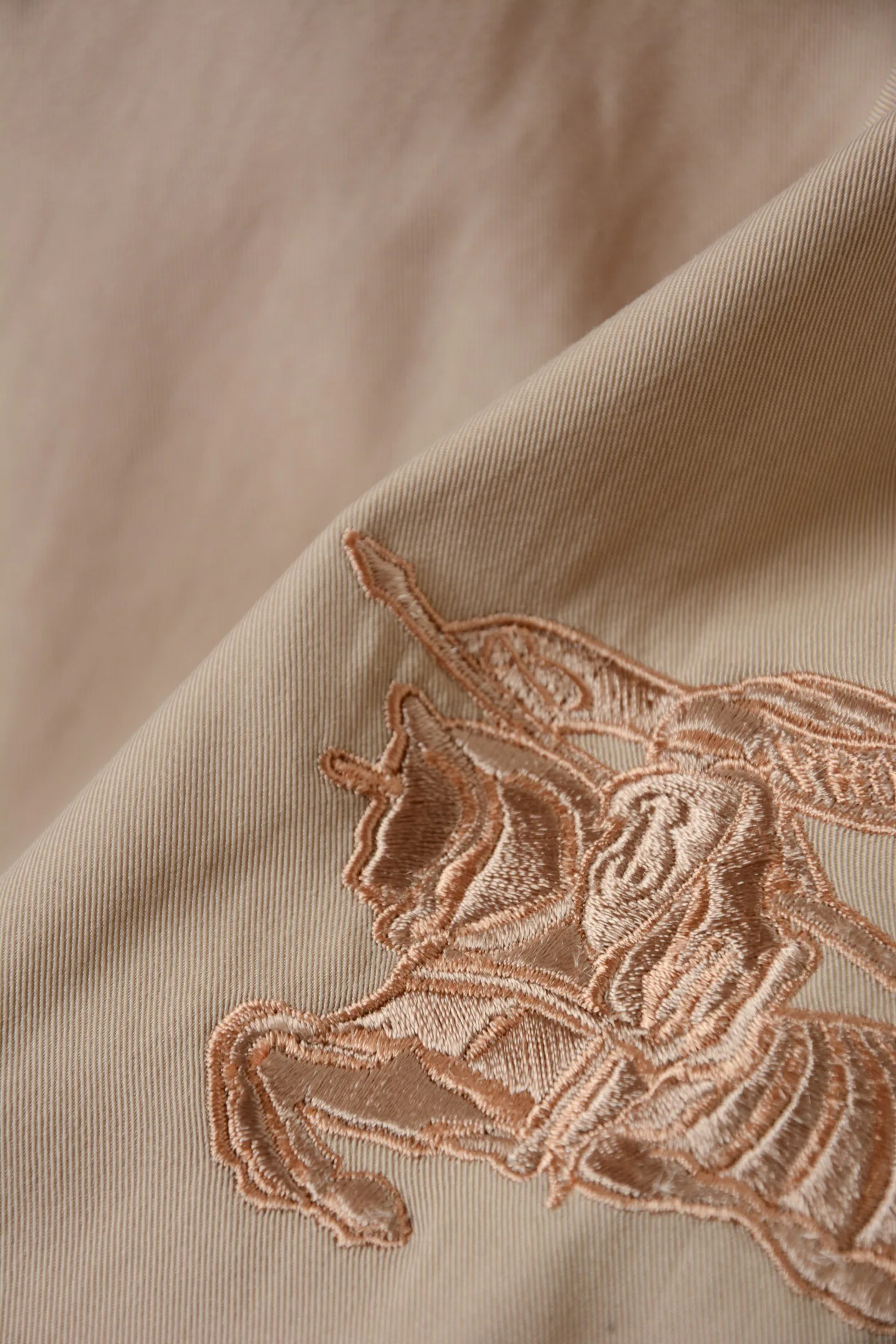 Women's Jackets And Down Jackets BURBERRY 17998547