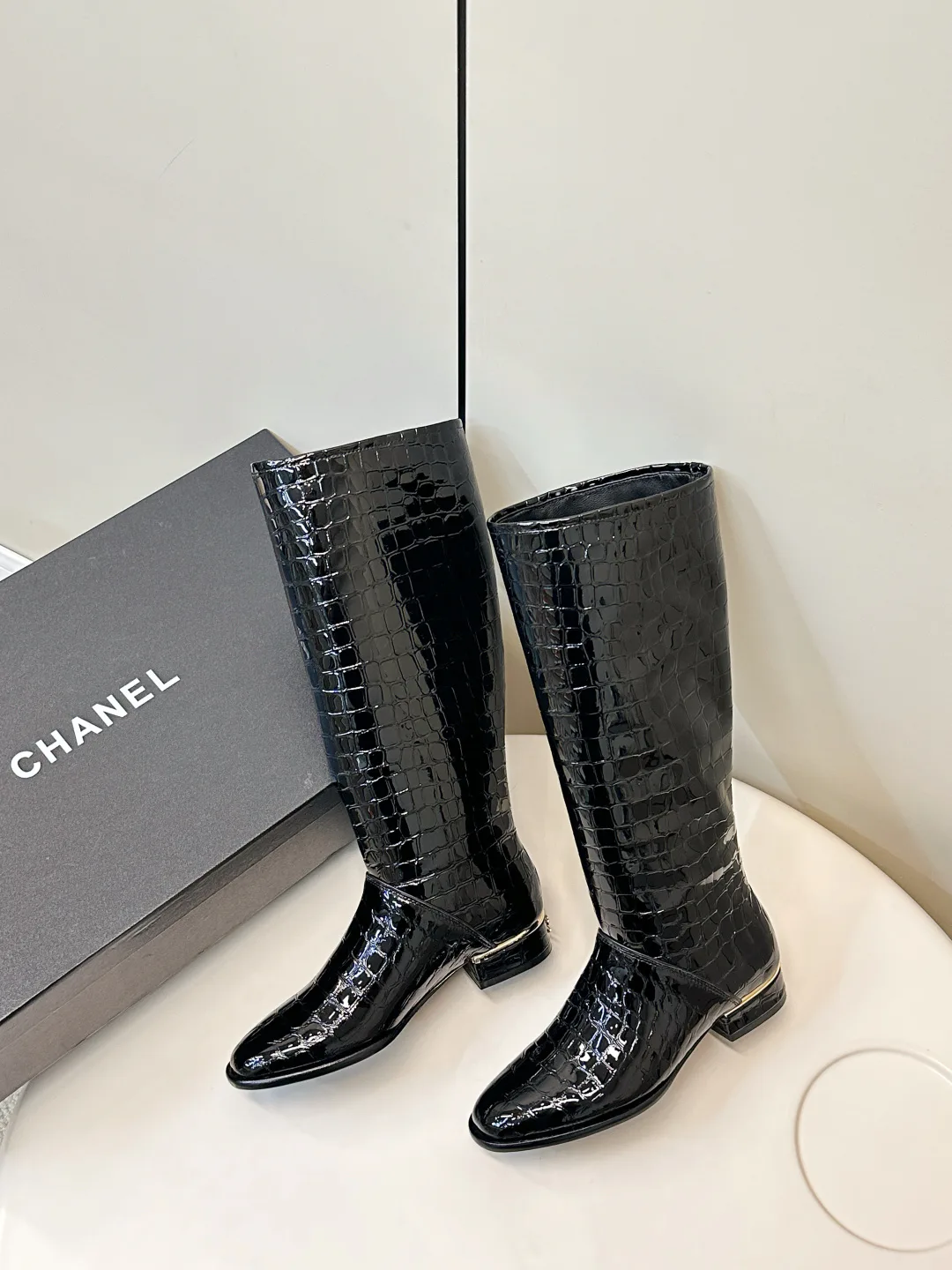 Women's Boots CHANEL 18139536
