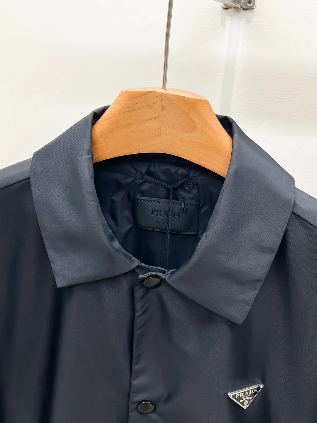 Men's Jackets And Down Jackets PRADA 18499116