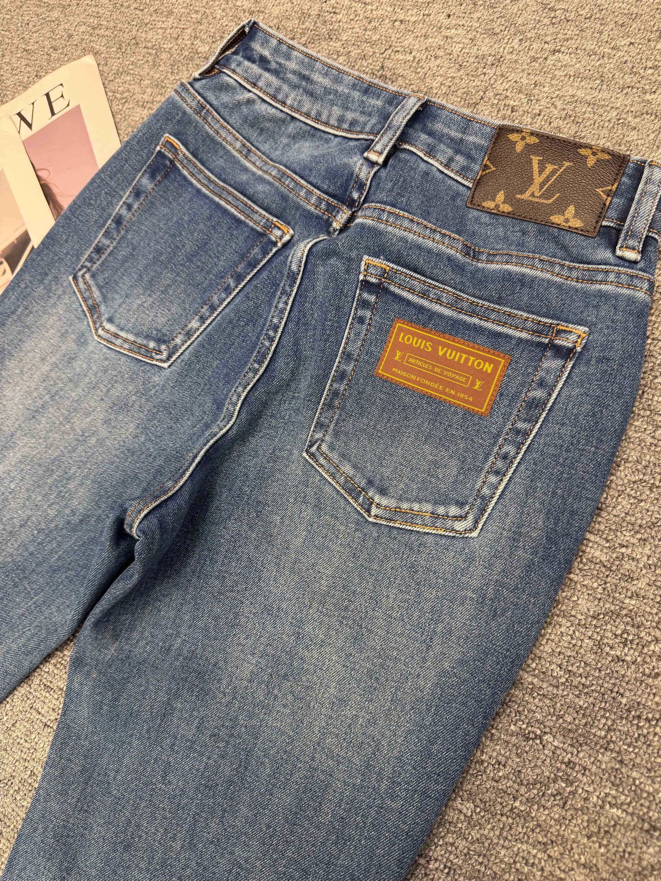 Women's Jeans LOUIS VUITTON 18031972