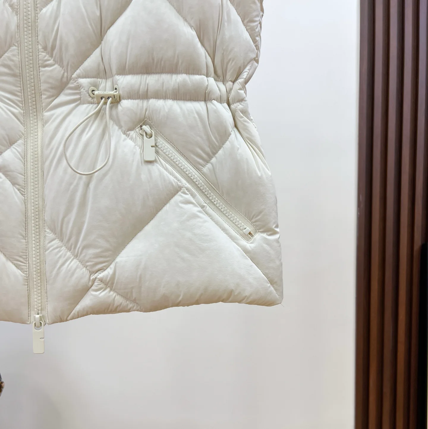 Women's Vests BURBERRY 17964776