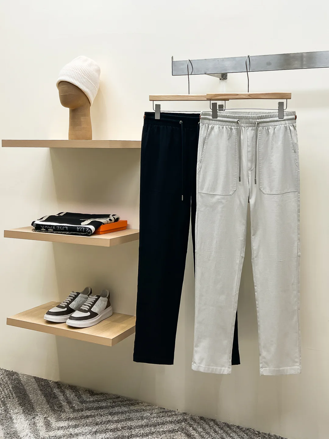 Men's Trousers ZEGNA 18499194