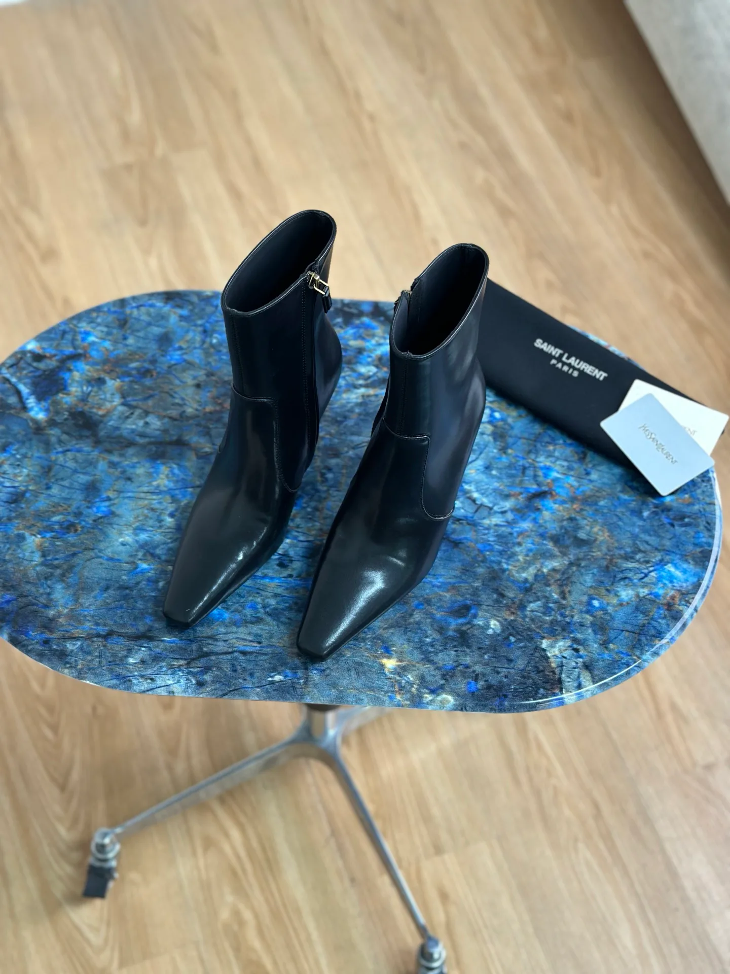 Women's Booties SAINT LAURENT 17918133