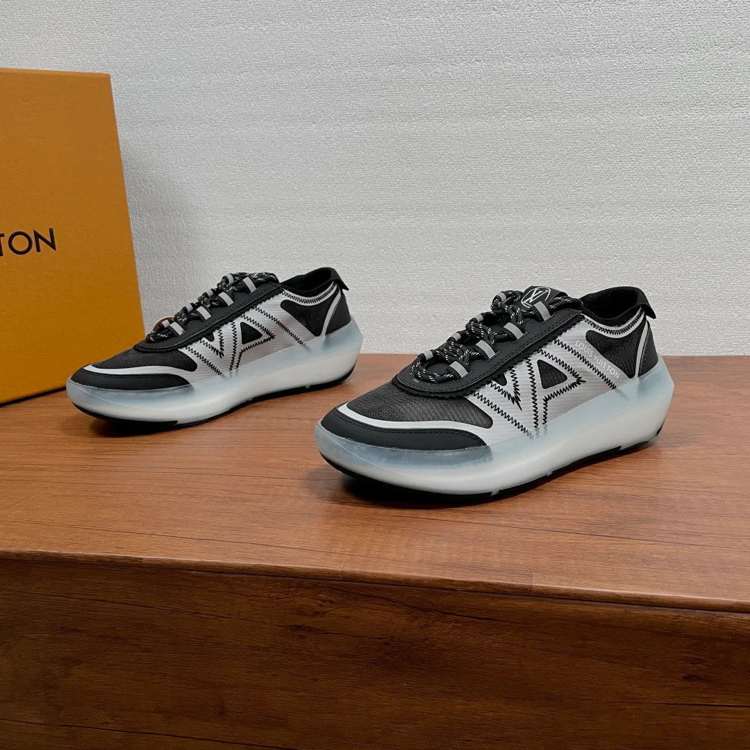 Women's Sneakers LOUIS VUITTON 17542558