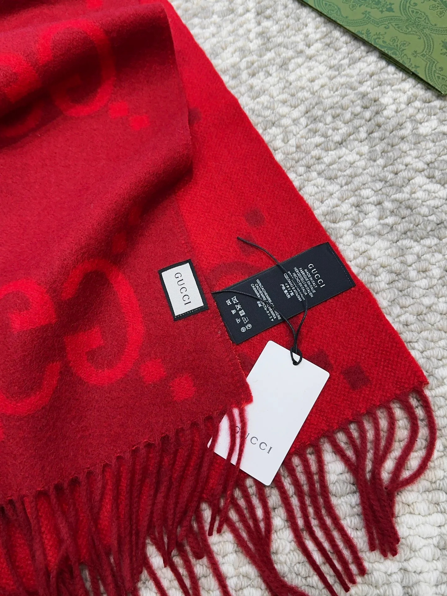 Scarves GUCCI 18105469