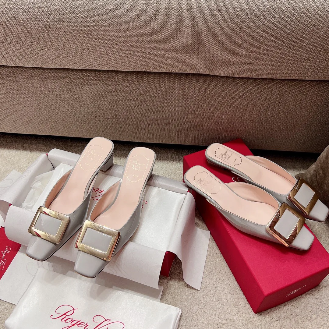 Women's Mules And Clogs ROGER VIVIER 17550692