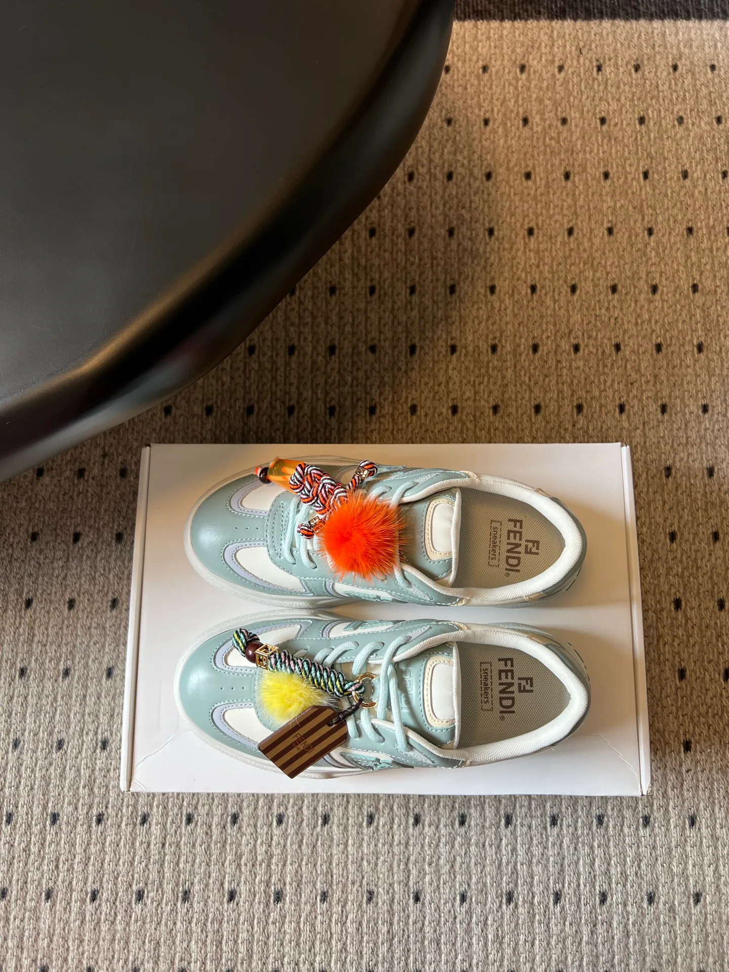 Women's Sneakers FENDI 17504790