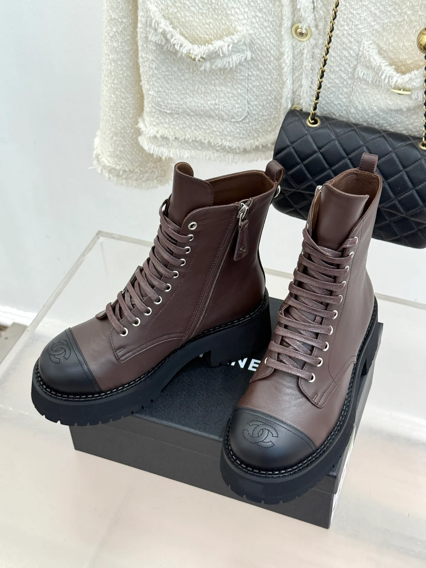 Women's Ankle Boots CHANEL 19570325