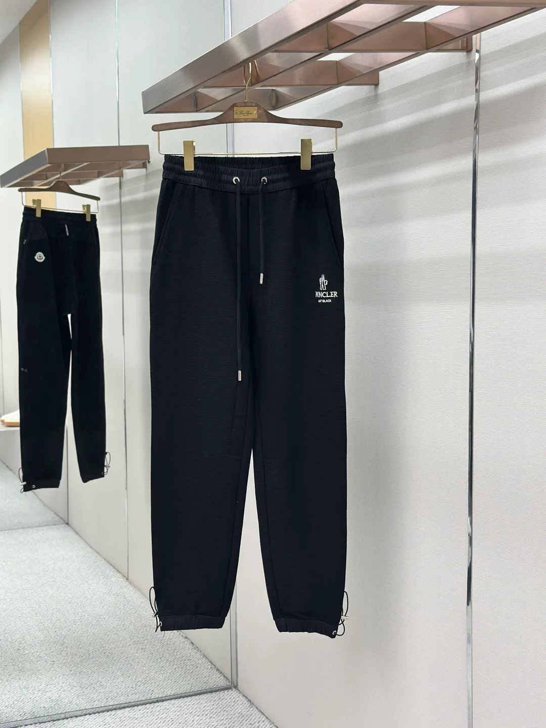 Men's Trousers MONCLER 17810710