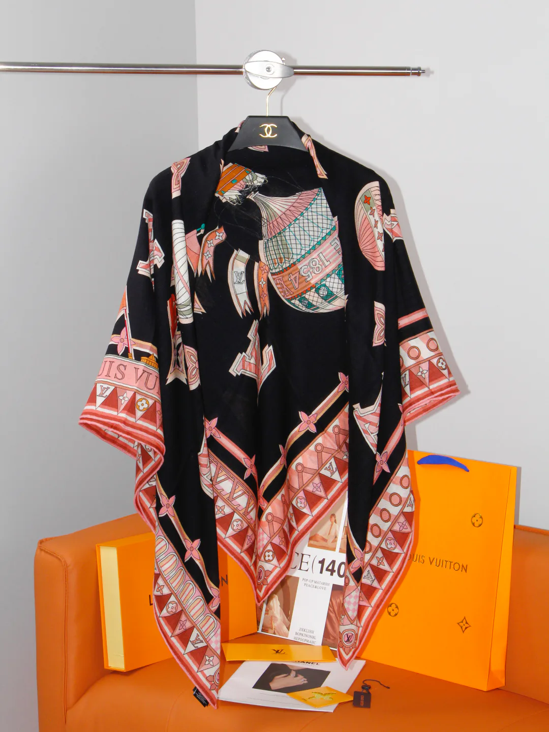 Silk Scarves LOUIS VUITTON 18627051