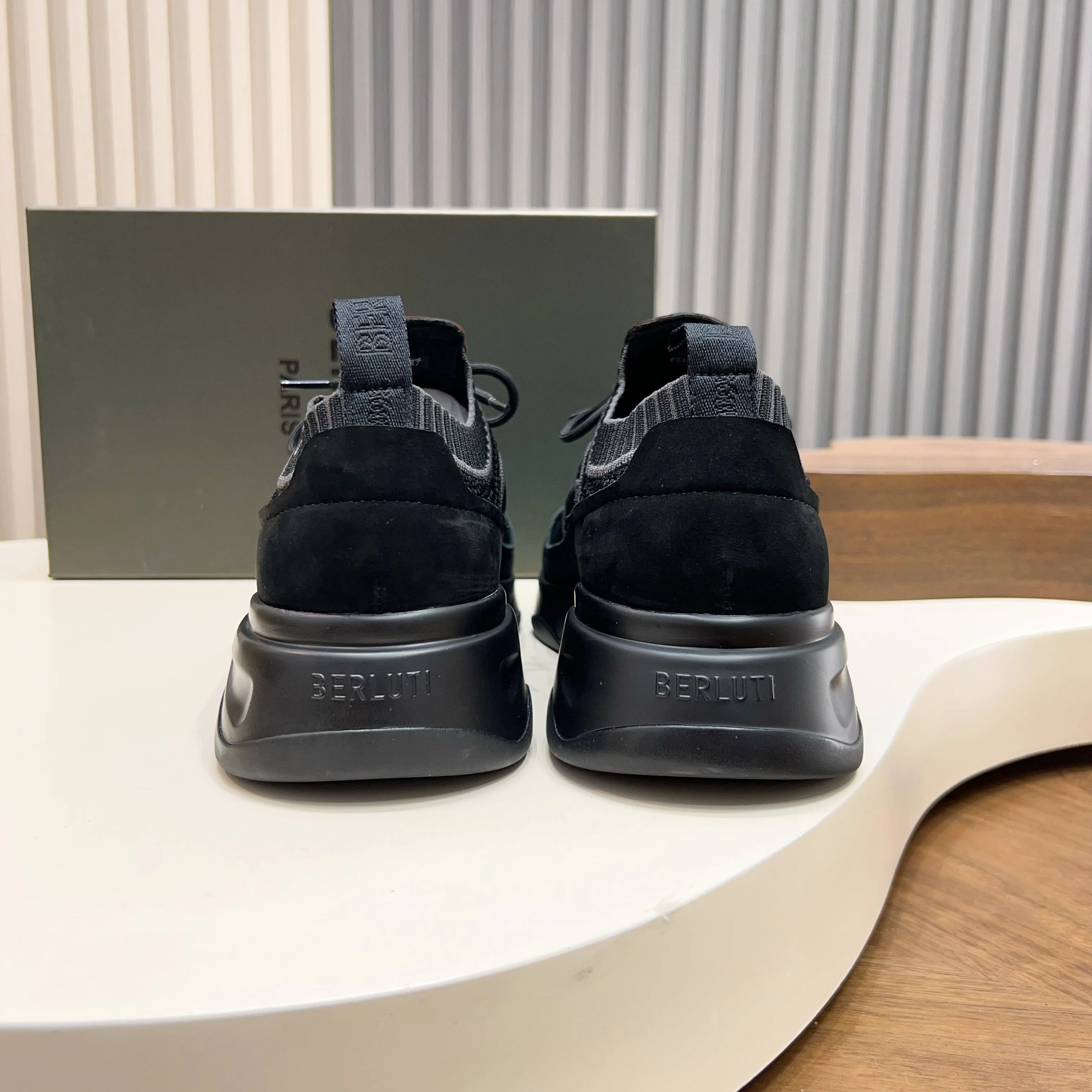 Men's Sneakers BERLUTI 18453045