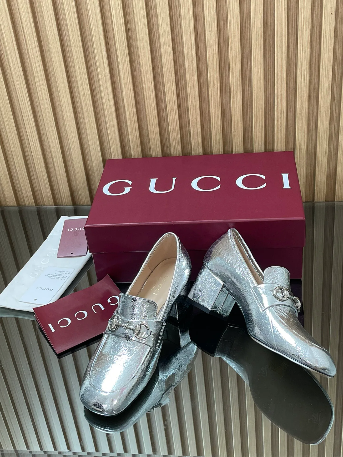 Women's Loafers And Moccasins GUCCI 18152971