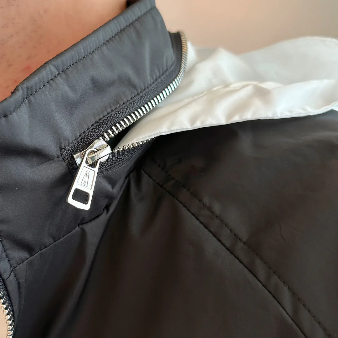 Men's Jackets And Down Jackets MONCLER 18197298