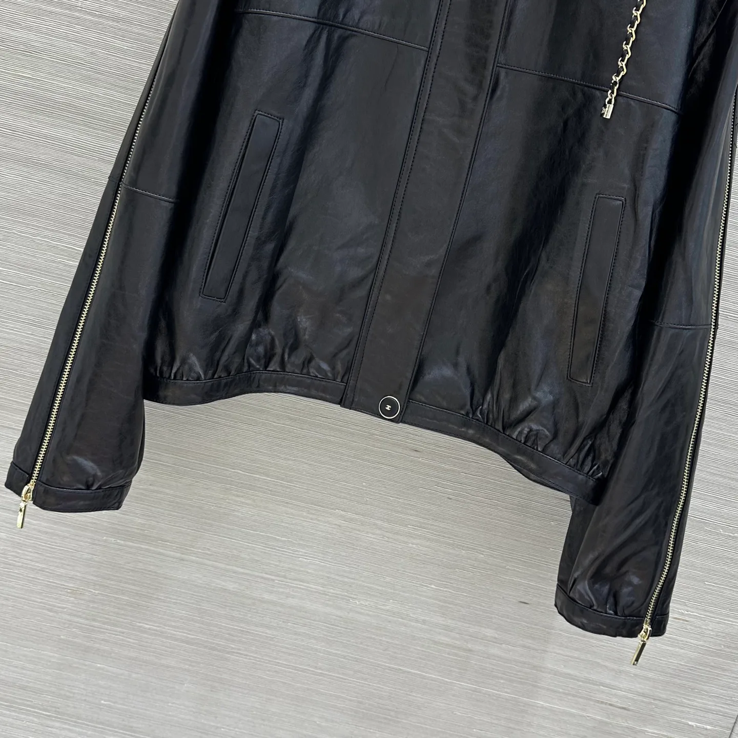 Women's Leather Jackets And Sheepskin Coats CHANEL 18173018