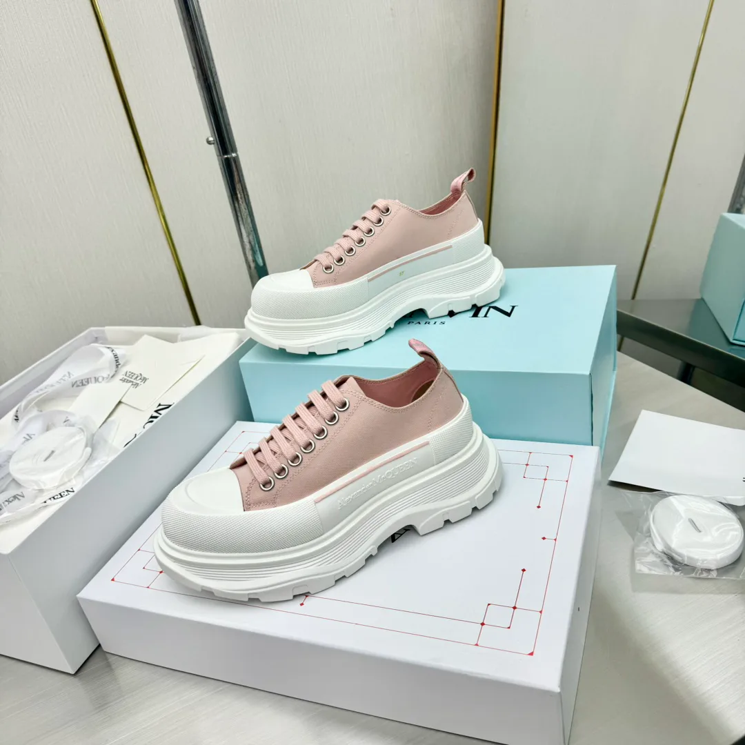 Women's Sneakers ALEXANDER MCQUEEN 18011199