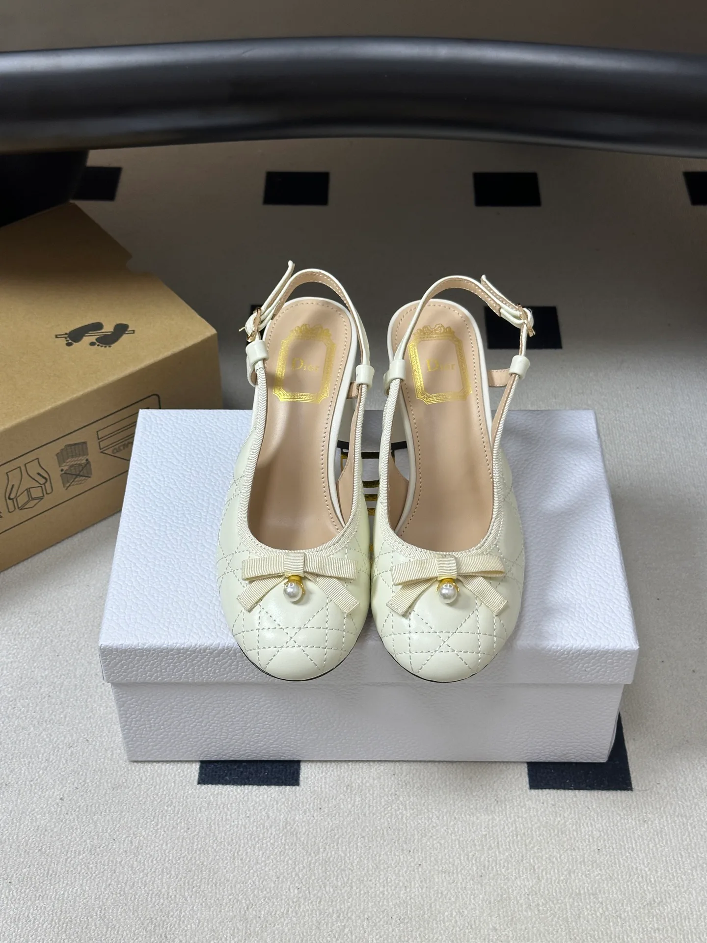 Women's Open-Toe Sandals CHRISTIAN DIOR 17939288
