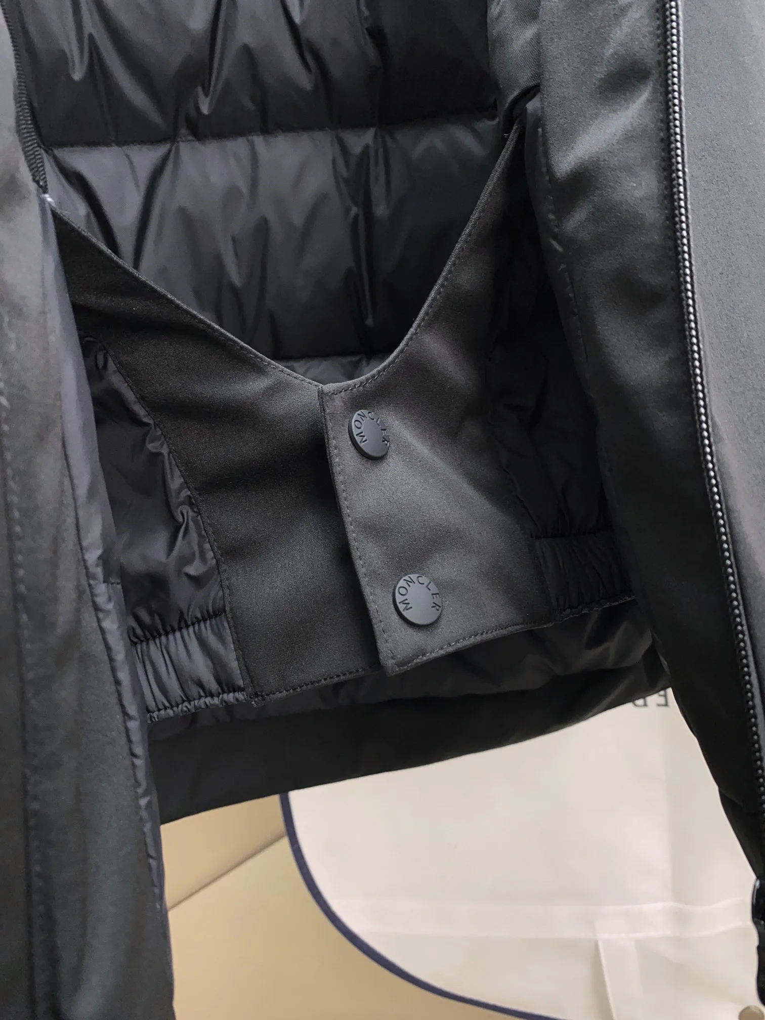 Men's Jackets And Down Jackets MONCLER 18029264