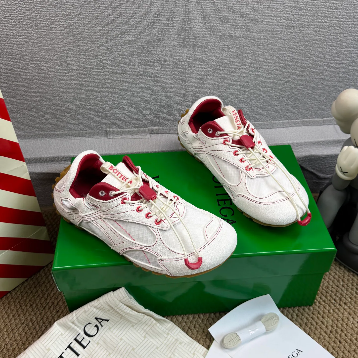 Women's Sneakers BOTTEGA VENETA 17808407