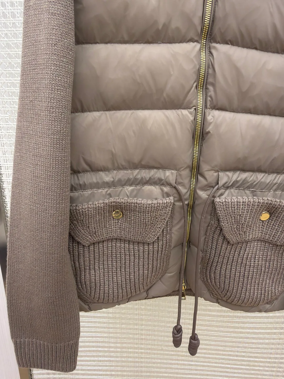 Куртки И Пуховики Мужские Moncler 18558561